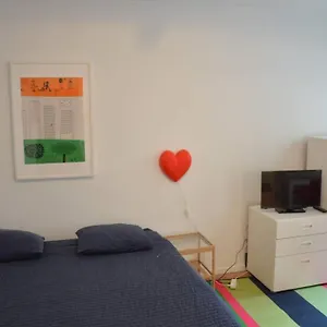 Nice Studio In Marolles Appartement